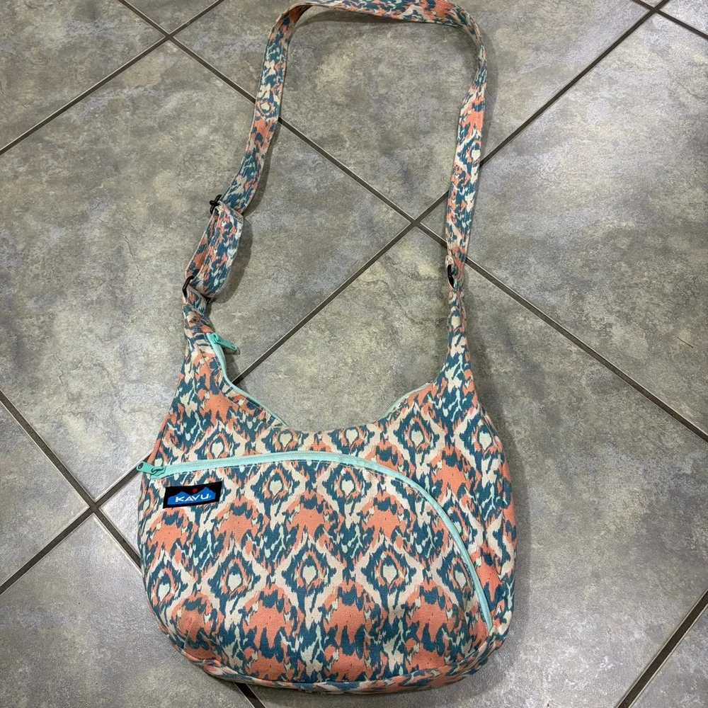 Kavu Crossbody Bag Adjustable Strap Colorful Medium Size Boho Country Coastal - Picture 5 of 15